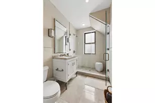 31 E 28th St, New York City, NY 10016 - Photo 9