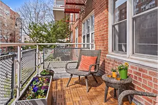 415 Argyle Rd, New York City, NY 11218 - Photo 11