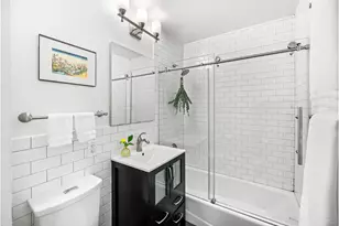 415 Argyle Rd, New York City, NY 11218 - Photo 17