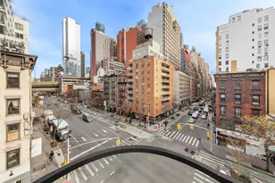 400 W 38th St, New York City, NY 10018 - Photo 7
