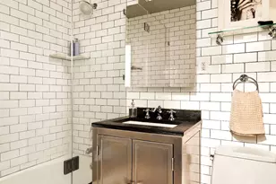101 W 12th St, New York City, NY 10011 - Photo 9