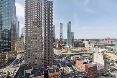 500 W 43rd Street #21-B, New York City, NY 10036 - Photo 1