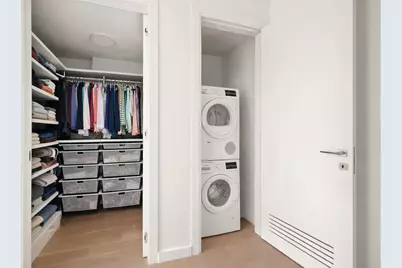 215 N 10th Street #4E, New York City, NY 11211 - Photo 7