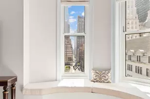 1 Central Park S, New York, NY 10019 - Photo 25