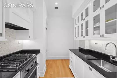 1 Central Park S #915913, New York, NY 10019 - Photo 27