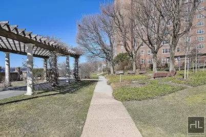 180 Cabrini Boulevard #8384, New York City, NY 10033 - Photo 31