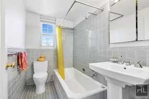 180 Cabrini Blvd, New York City, NY 10033 - Photo 11