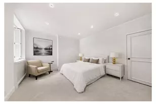 18 W 74th St, New York City, NY 10023 - Photo 11