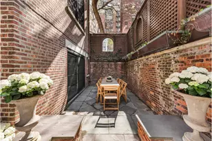 18 W 74th St, New York City, NY 10023 - Photo 7