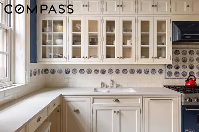 25 Grace Court, New York City, NY 11201 - Photo 13