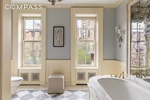 25 Grace Ct, New York City, NY 11201 - Photo 23