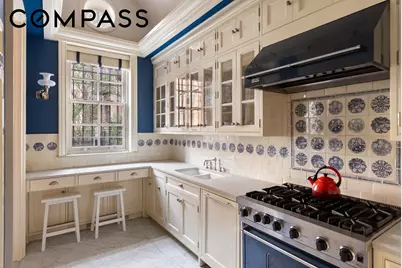 25 Grace Court, New York City, NY 11201 - Photo 17
