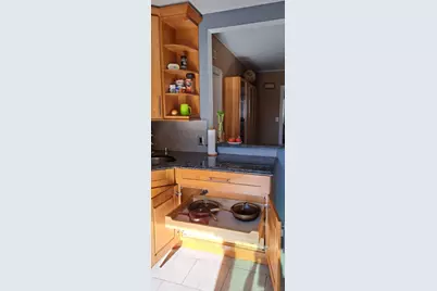 24718 89th Avenue, New York City, NY 11426 - Photo 11