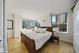 200 Riverside Blvd, New York City, NY 10069 - Photo 11