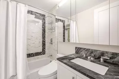 200 E 94th Street #715, New York, NY 10128 - Photo 7