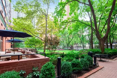 200 E 94th Street #715, New York, NY 10128 - Photo 17