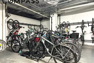 176 W 87th St, New York City, NY 10024 - Photo 15