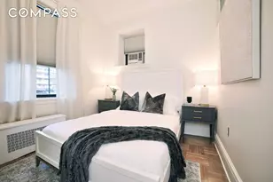 176 W 87th St, New York City, NY 10024 - Photo 3