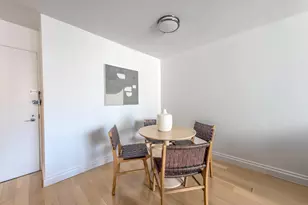 220 E 65th St, New York City, NY 10065 - Photo 5