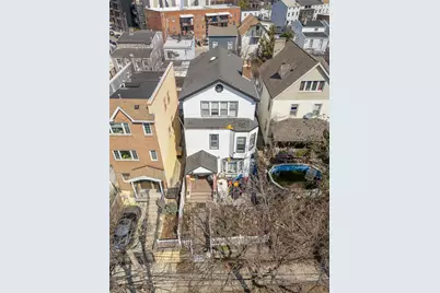 11-29 30th Road, New York City, NY 11102 - Photo 5