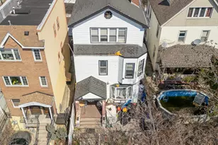11-29 30th Rd, New York City, NY 11102 - Photo 5