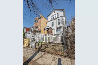 11-29 30th Road, New York City, NY 11102 - Photo 3