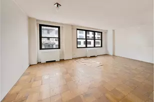 225 E 57th St, New York City, NY 10022 - Photo 11