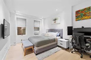 321 W 78th St, New York City, NY 10024 - Photo 9