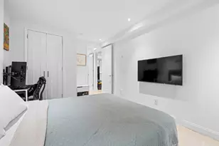 321 W 78th St, New York, NY 10024 - Photo 11