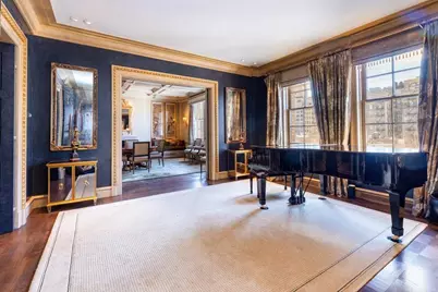32 E 64th Street #8W, New York City, NY 10065 - Photo 3