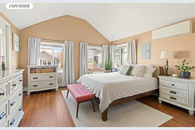 64 Hillside Avenue, New York City, NY 11697 - Photo 3