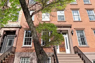 347 W 22nd St, New York City, NY 10011 - Photo 13