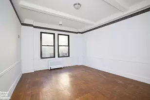 135 E 74th St, New York City, NY 10021 - Photo 7