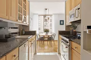 308 E 72nd St, New York, NY 10021 - Photo 5