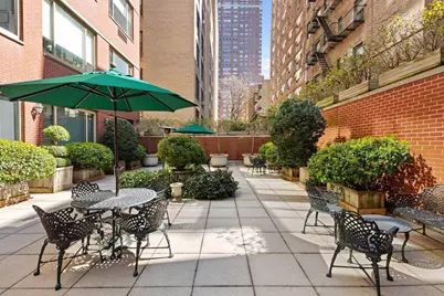 308 E 72nd Street #3B, New York, NY 10021 - Photo 13