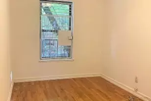 157 E 89th St, New York, NY 10128 - Photo 3