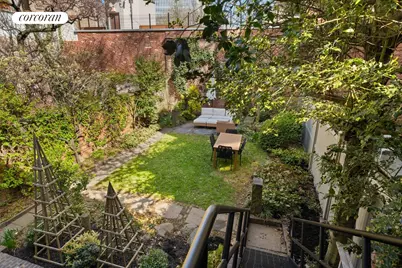 12 Monroe Place, New York City, NY 11201 - Photo 15