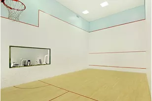 235 E 40th St, New York, NY 10016 - Photo 13