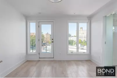 11-49 Welling Court #3, Astoria, NY 11102 - Photo 5