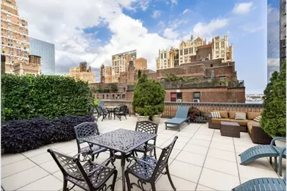 305 E 40th Street #17JK, New York City, NY 10017 - Photo 19