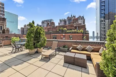 305 E 40th Street #17JK, New York, NY 10017 - Photo 19