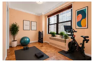 305 E 40th St, New York, NY 10017 - Photo 13