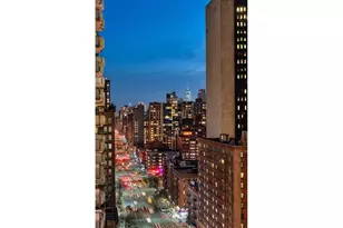 305 E 40th St, New York, NY 10017 - Photo 3