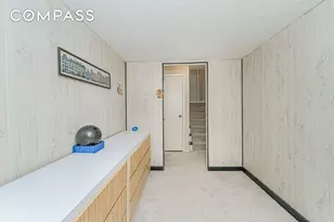 97 Dogwood Ln, New York City, NY 10305 - Photo 11