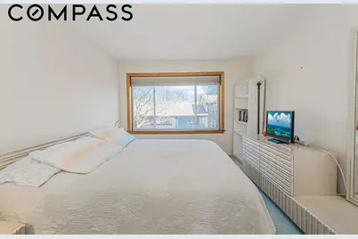 97 Dogwood Lane #1, New York City, NY 10305 - Photo 9