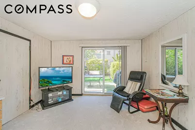 97 Dogwood Lane #1, New York City, NY 10305 - Photo 13