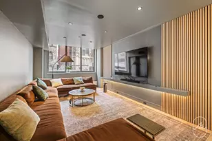 561 10th Ave, New York City, NY 10036 - Photo 19