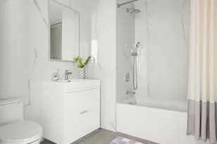 379 Ocean Pkwy, Brooklyn, NY 11218 - Photo 9