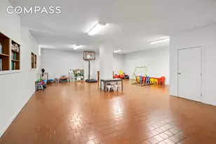 161 E 90th St, New York City, NY 10128 - Photo 13