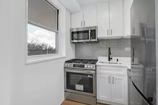 2575 Palisade Ave, New York City, NY 10463 - Photo 7